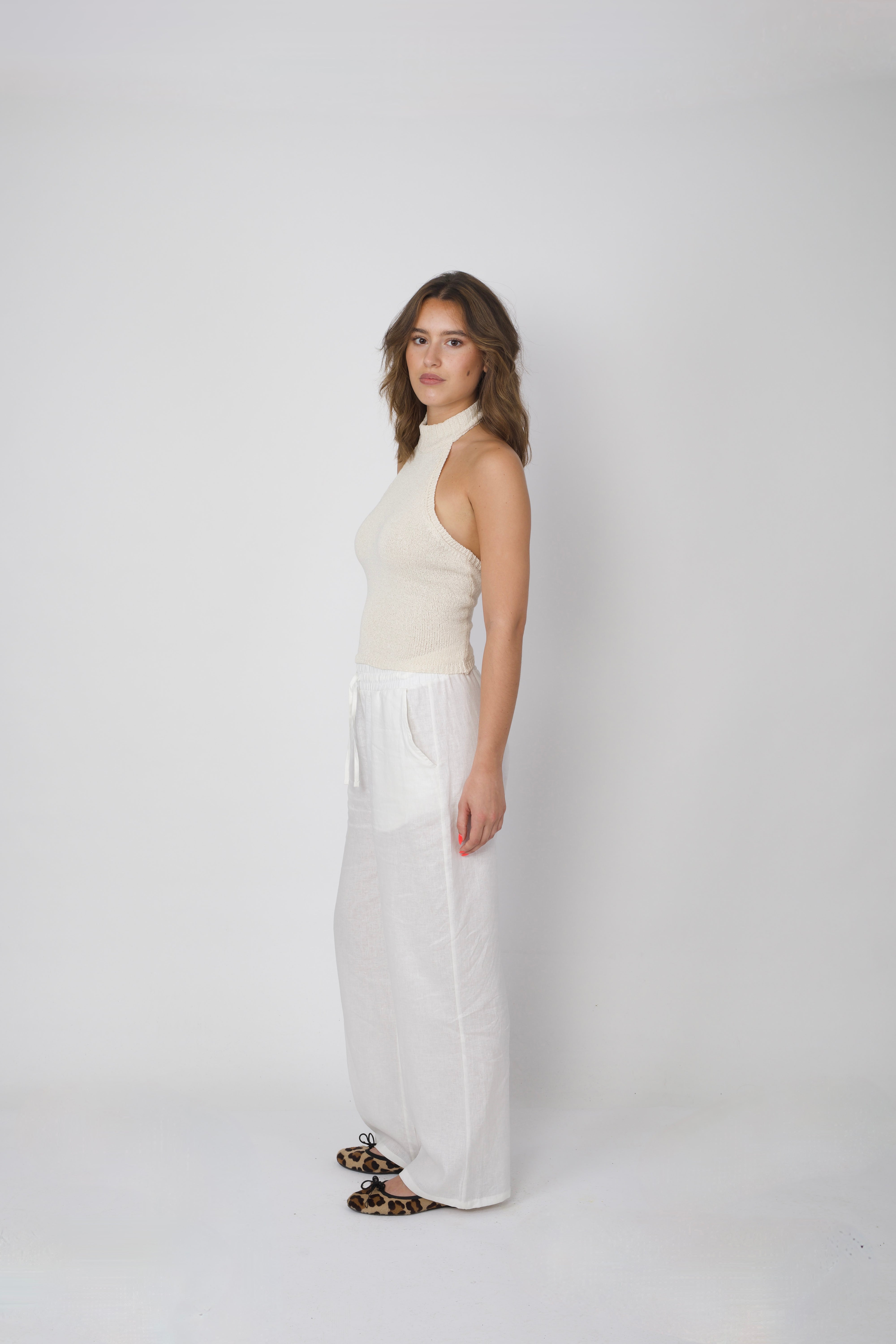 Summer Essentials Bundle – Sculpt Knit Top + Linen Trousers