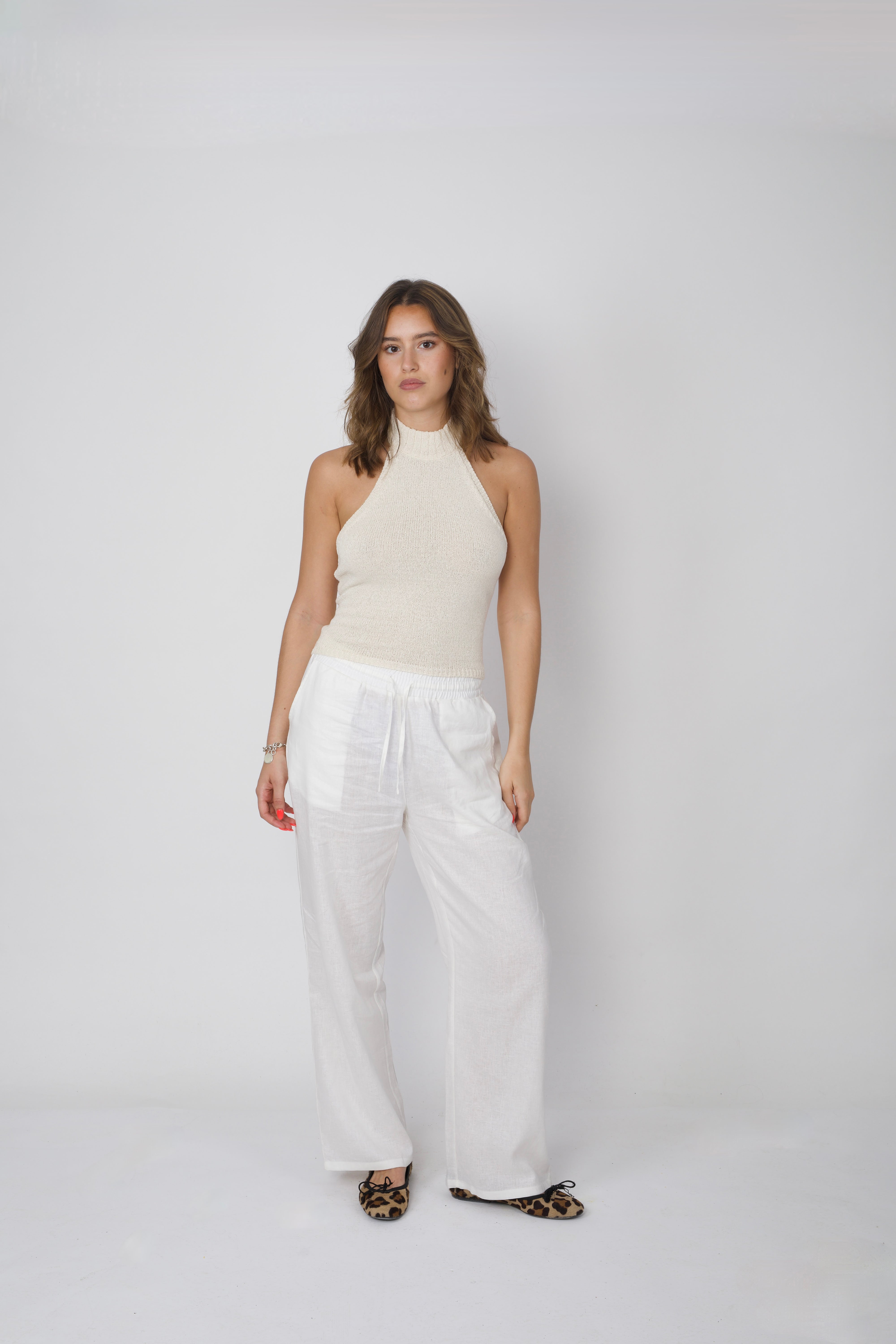 Summer Essentials Bundle – Sculpt Knit Top + Linen Trousers